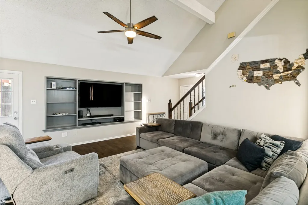 6816 Driffield Circle E North Richland Hills TX 76182