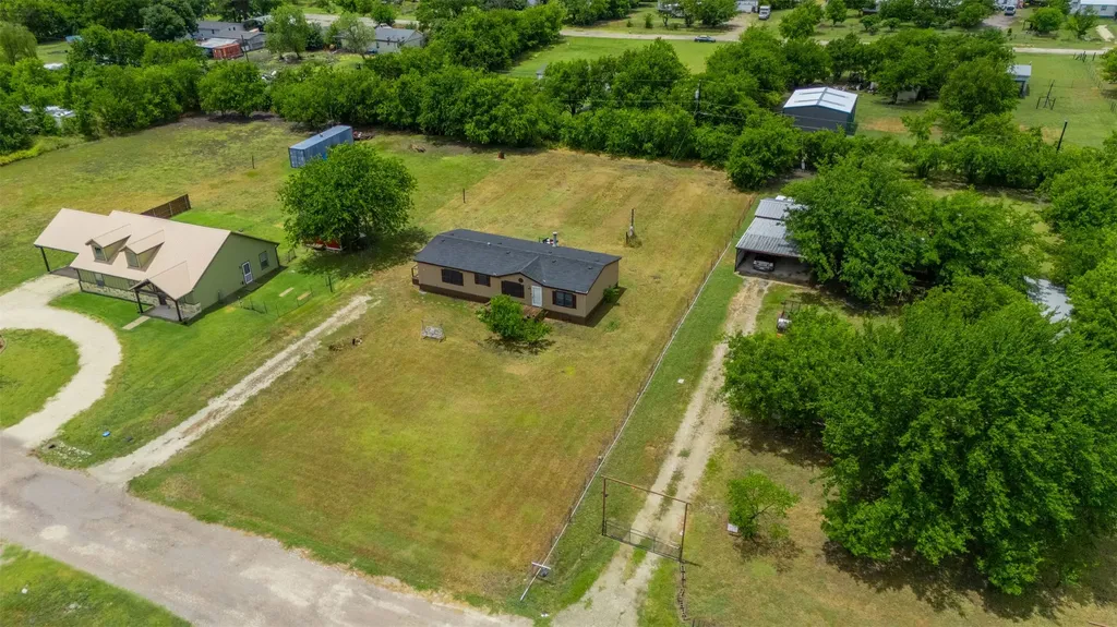 11625 Creekview Road Crowley TX 76036