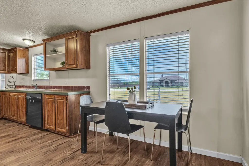 11625 Creekview Road Crowley TX 76036