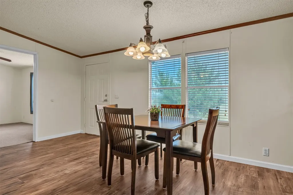 11625 Creekview Road Crowley TX 76036