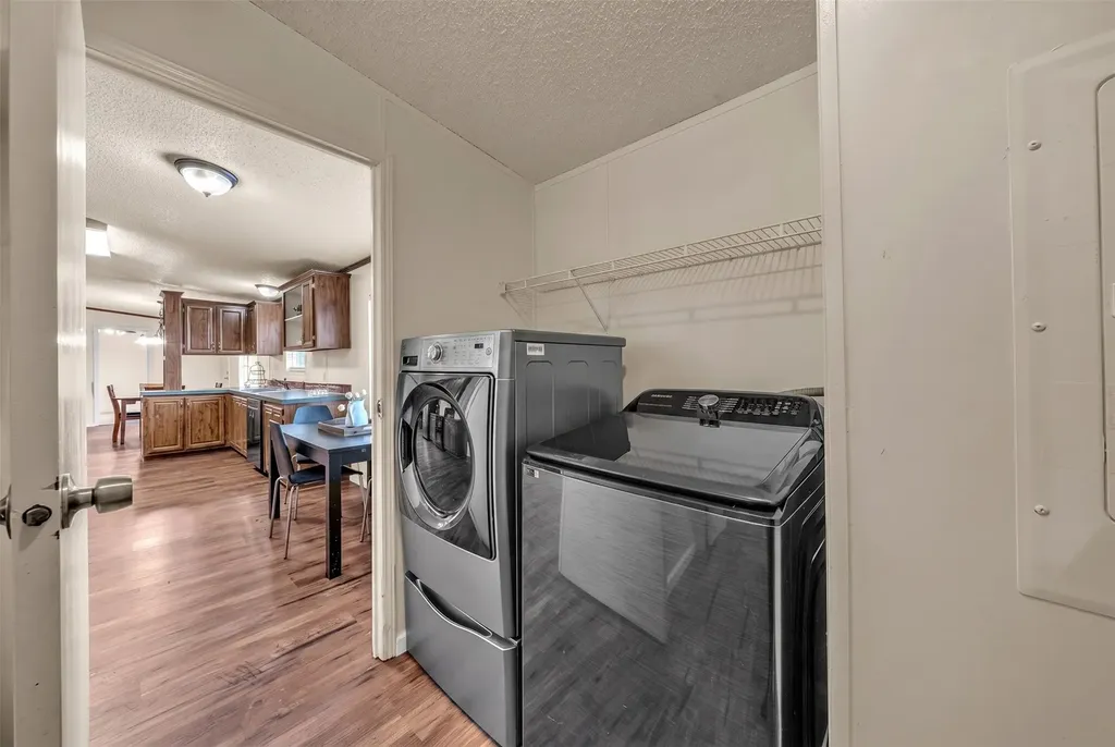 11625 Creekview Road Crowley TX 76036