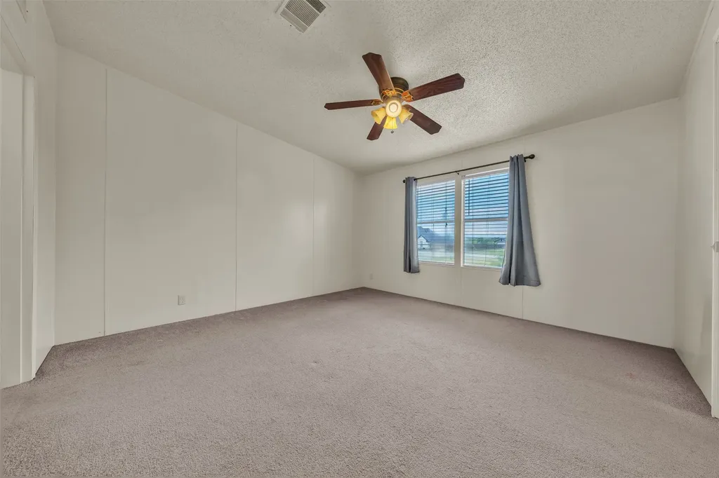 11625 Creekview Road Crowley TX 76036