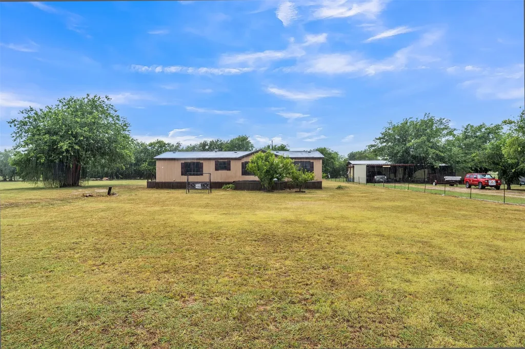 11625 Creekview Road Crowley TX 76036