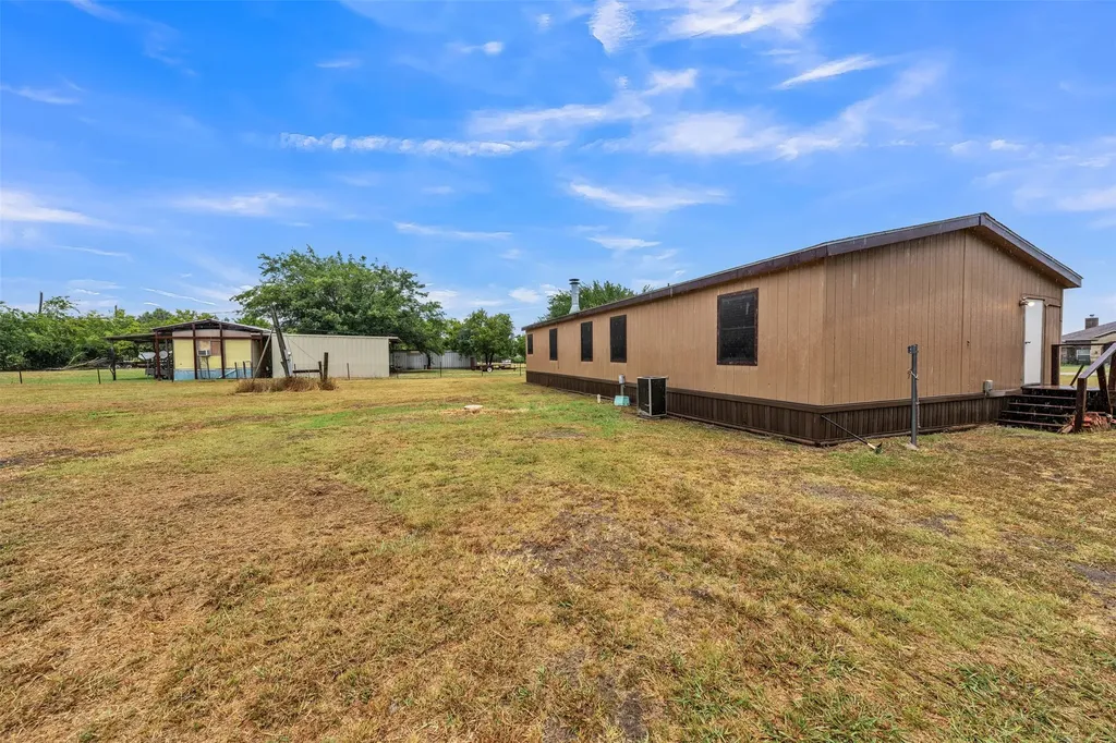 11625 Creekview Road Crowley TX 76036