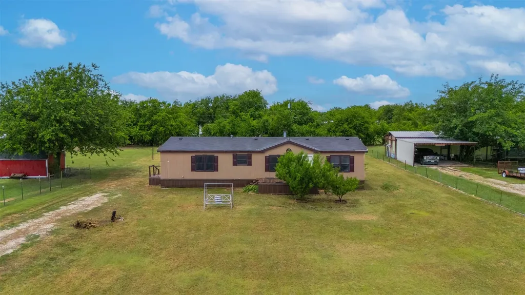 11625 Creekview Road Crowley TX 76036