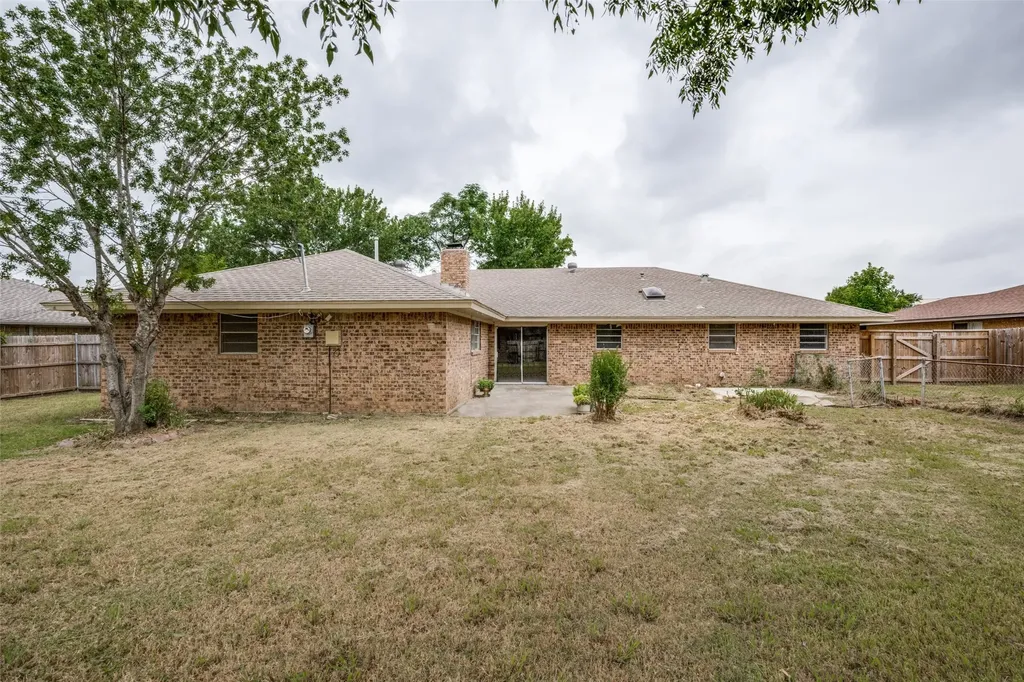 2426 Yellowstone Place Denton TX 76209