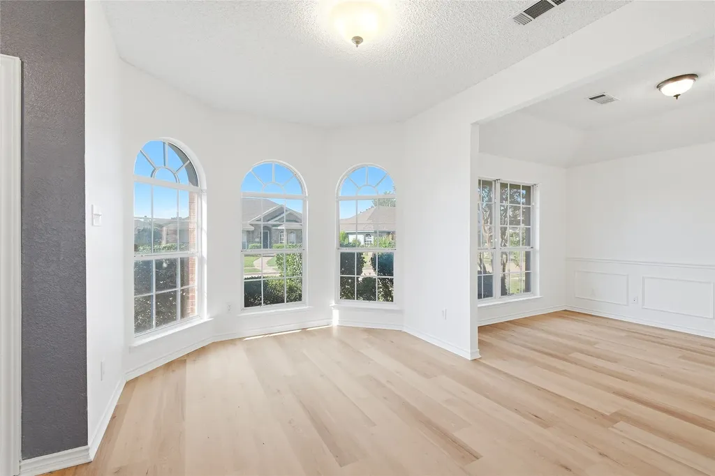 4912 Basil Drive Mckinney TX 75070