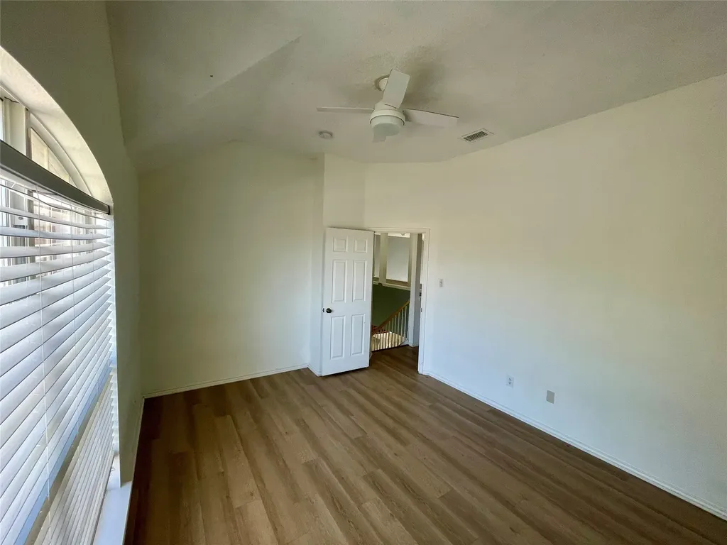7520 Sunburst Trail Denton TX 76210