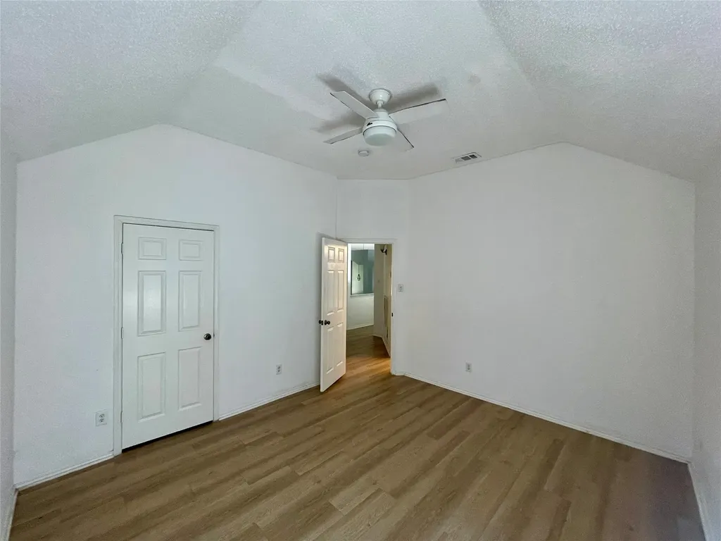7520 Sunburst Trail Denton TX 76210
