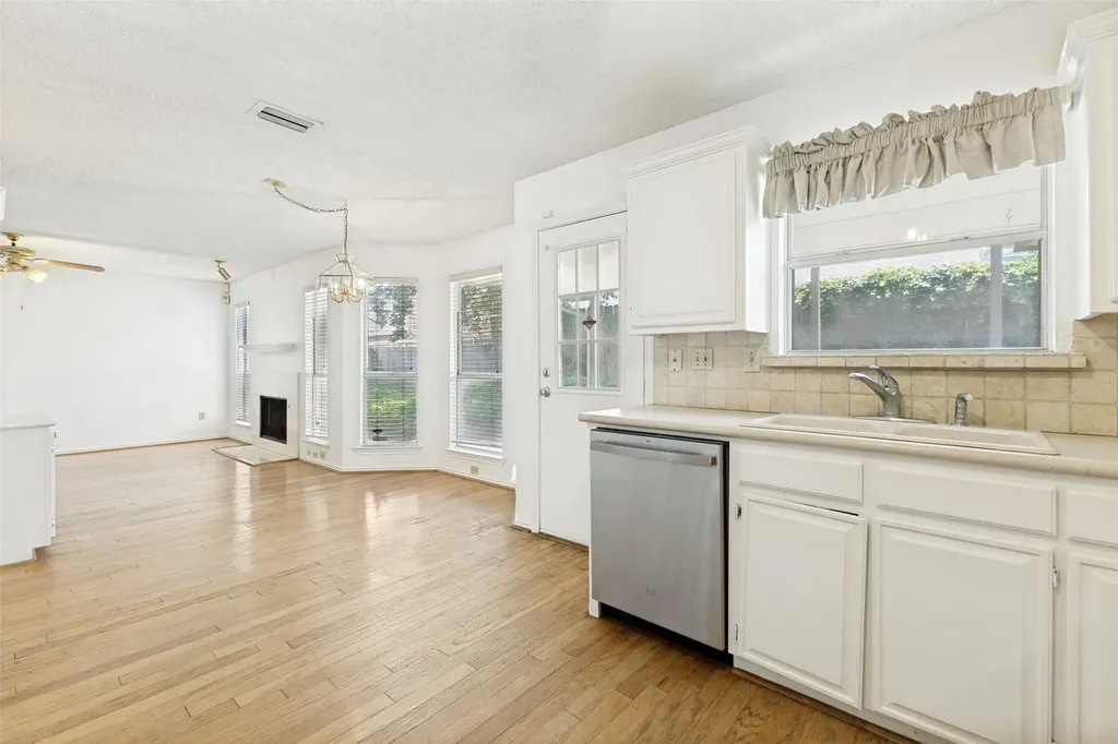 3318 Berkner Drive Garland TX 75044
