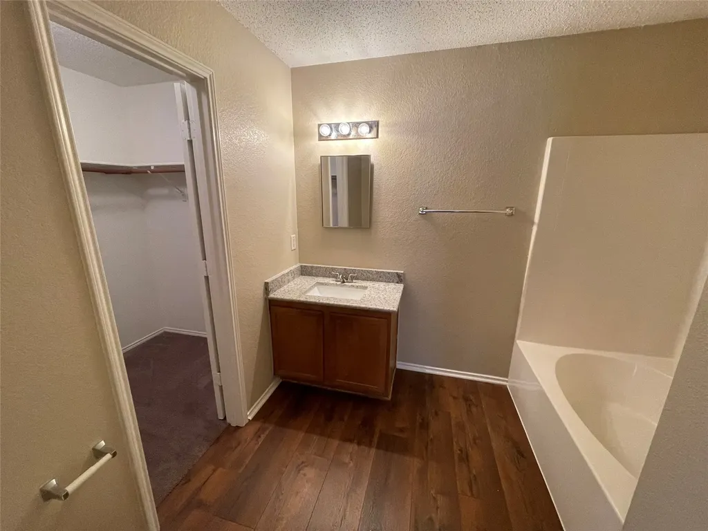 1420 Bumble Bee Drive Lancaster TX 75134