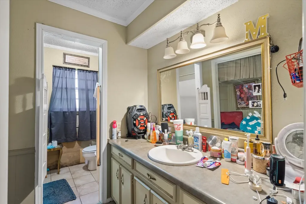 1709 Vz County Road 2502 Canton TX 75103