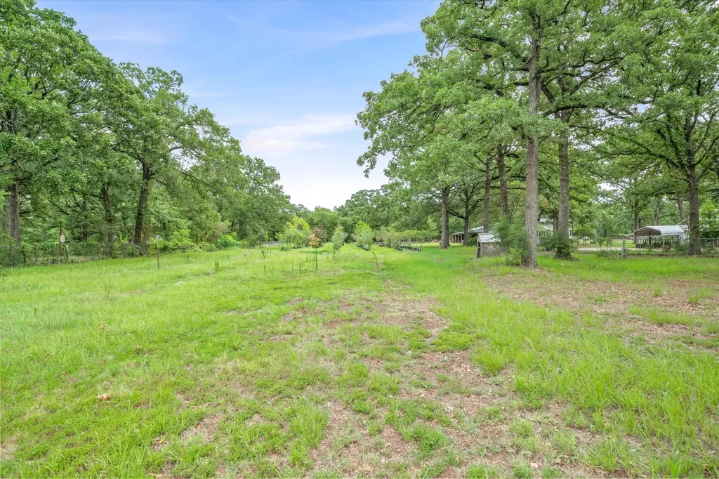 1709 Vz County Road 2502 Canton TX 75103