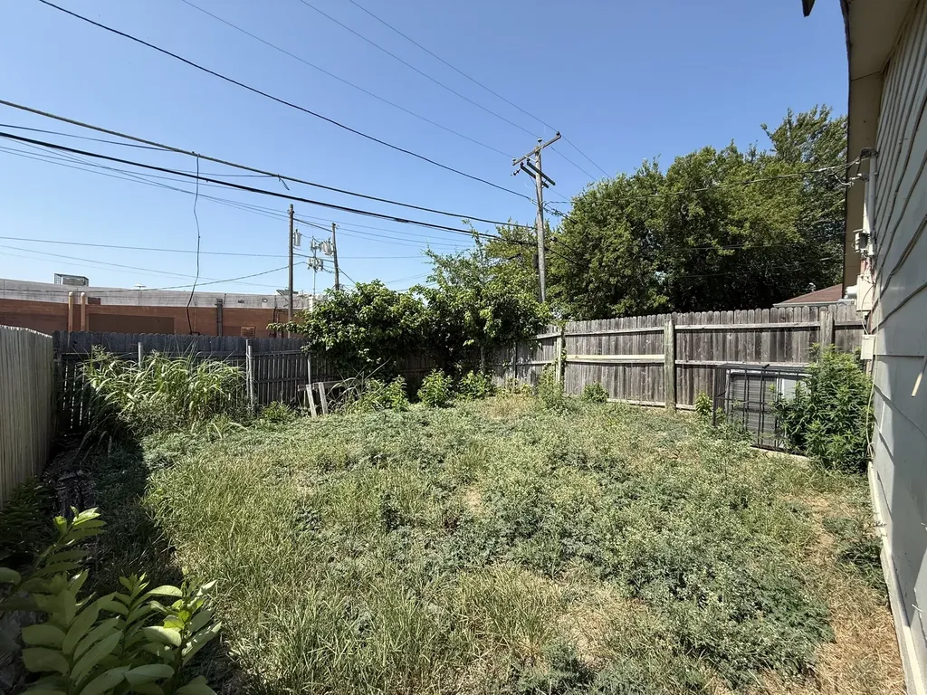 9016 Greenmound Avenue Dallas TX 75227