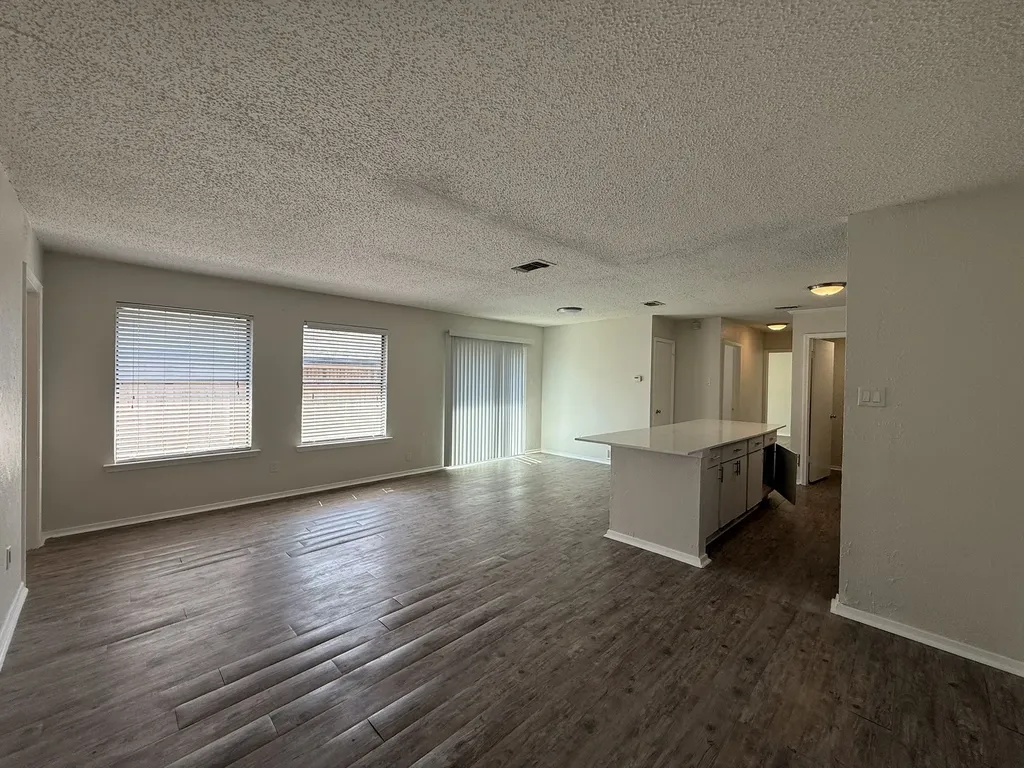 9016 Greenmound Avenue Dallas TX 75227
