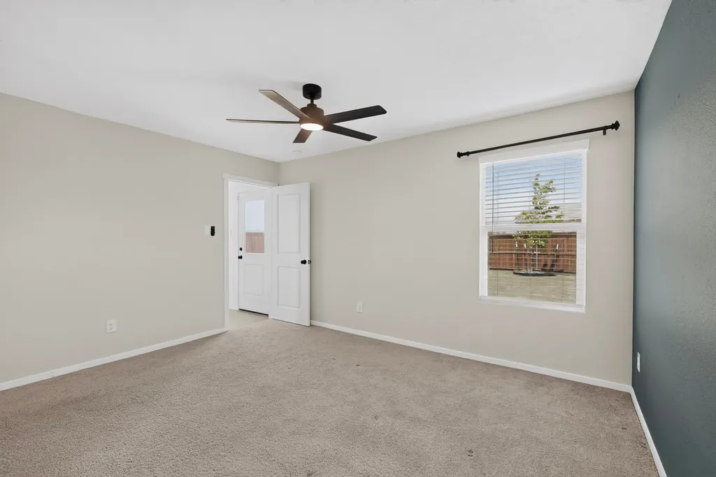 6201 Tilden Avenue Pilot Point TX 76258