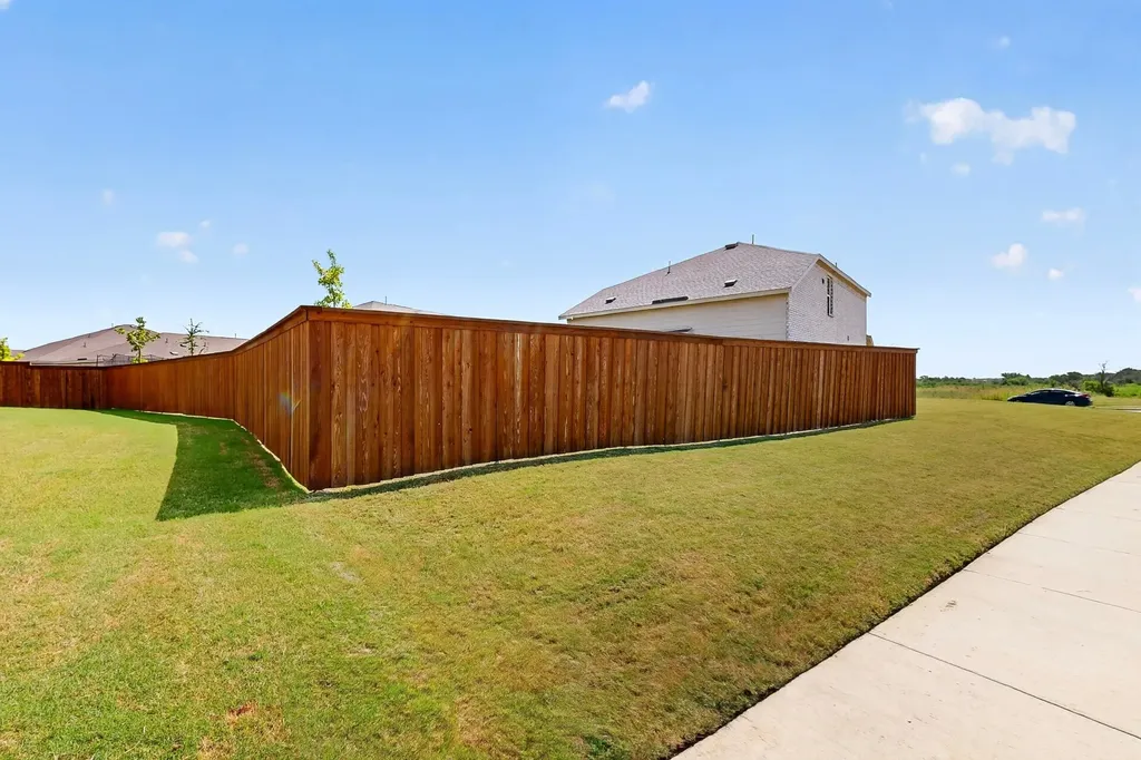 6201 Tilden Avenue Pilot Point TX 76258
