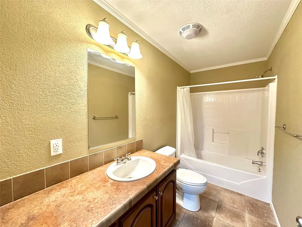 831 Country Club Road Lucas TX 75002
