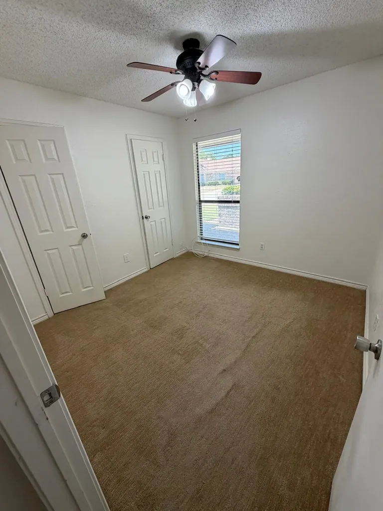 3006 Post Oak Drive Euless TX 76039
