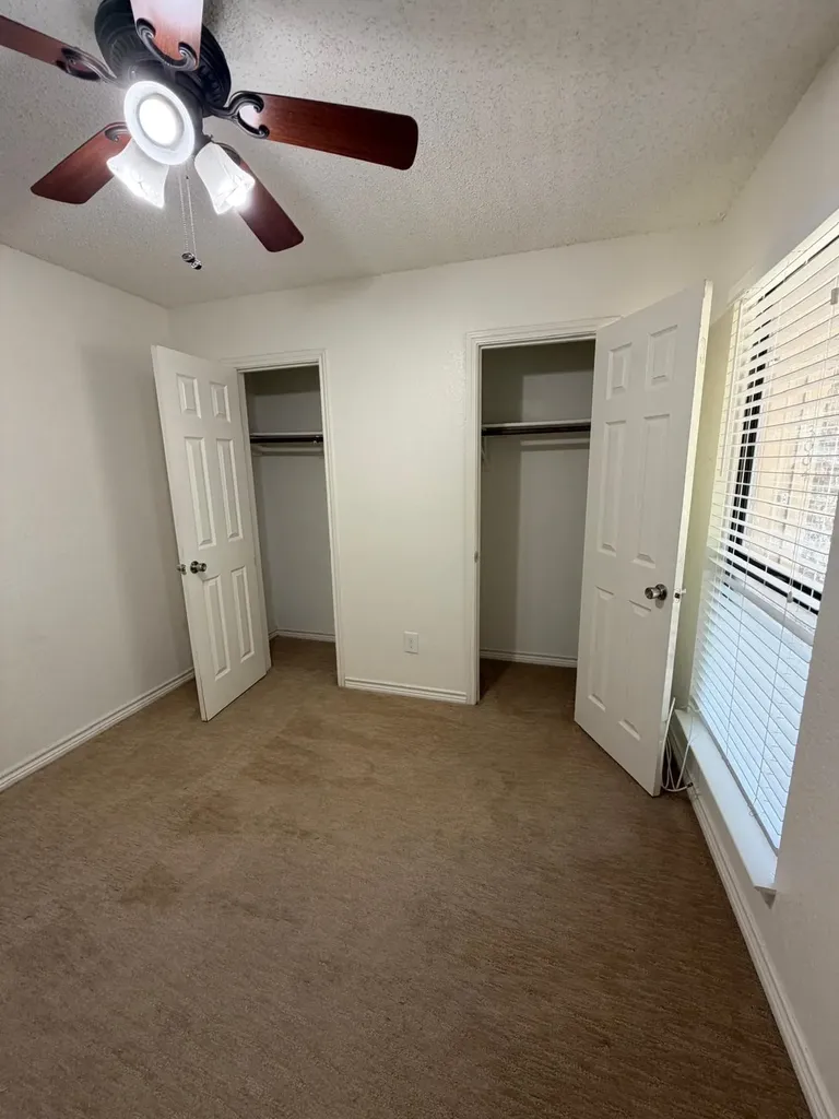 3006 Post Oak Drive Euless TX 76039