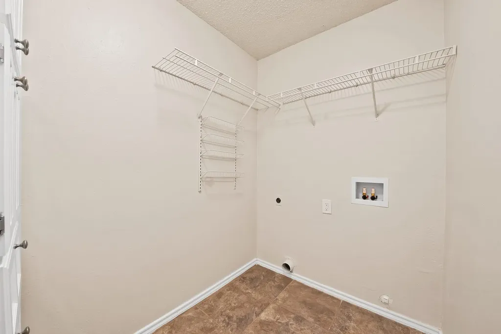 4807 Crestmont Court Arlington TX 76017