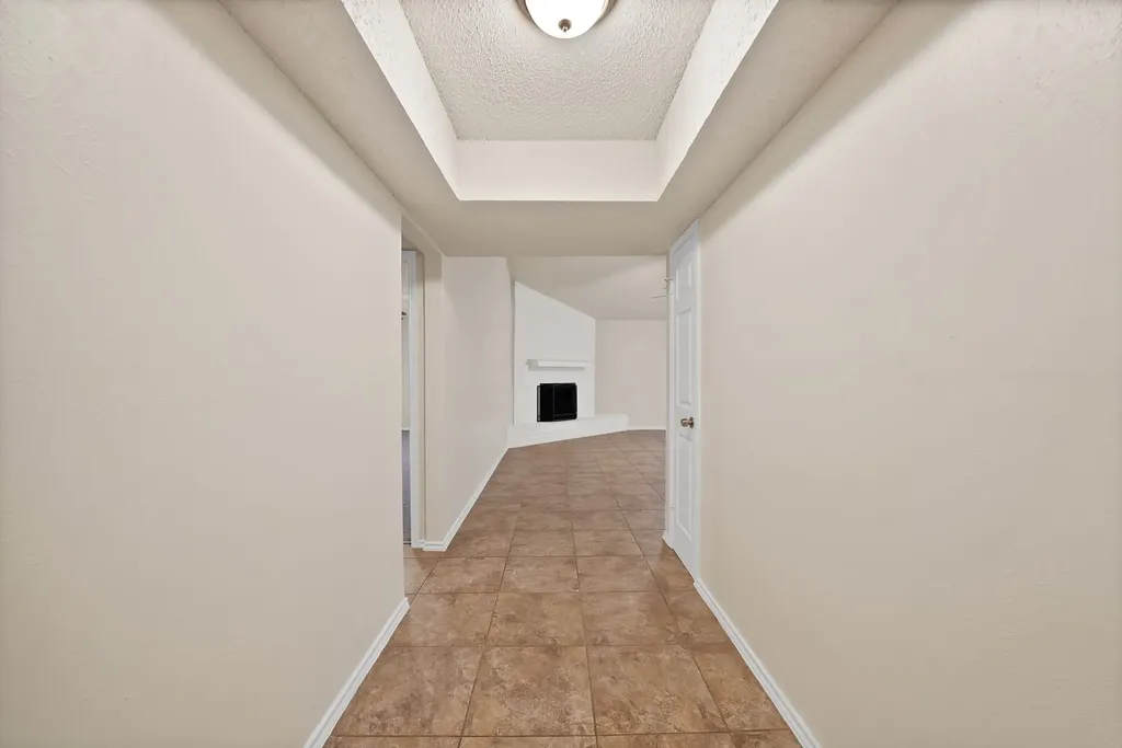 4807 Crestmont Court Arlington TX 76017