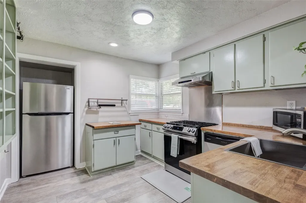 4745 Melita Avenue Fort Worth TX 76133