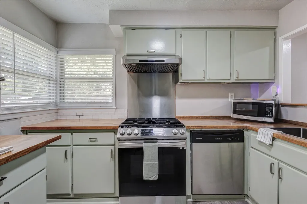 4745 Melita Avenue Fort Worth TX 76133