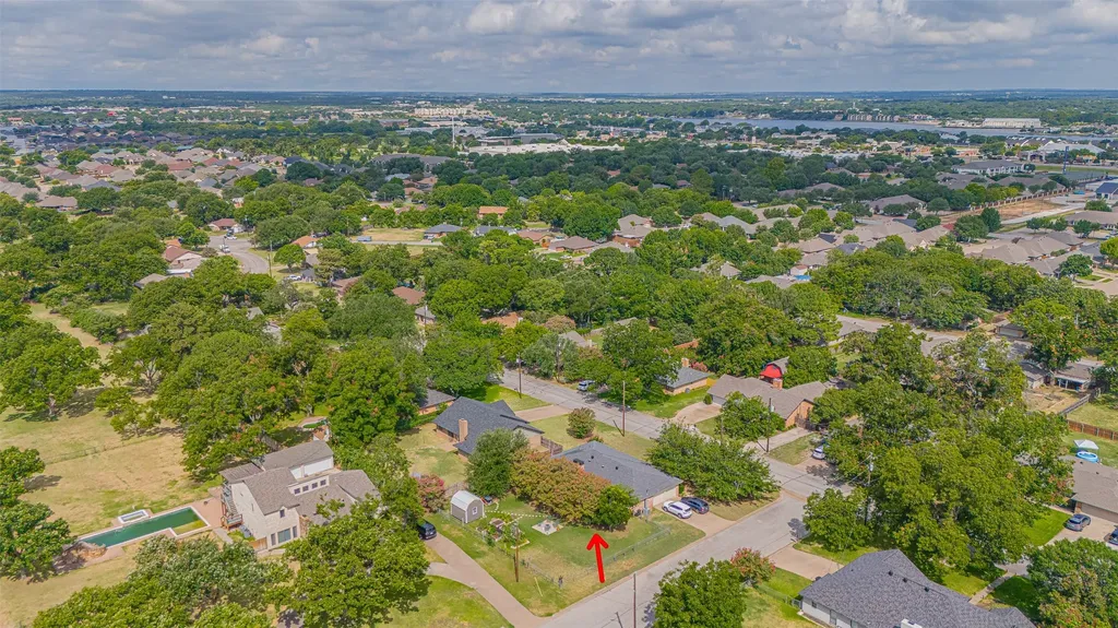 1300 4th Street Granbury TX 76048