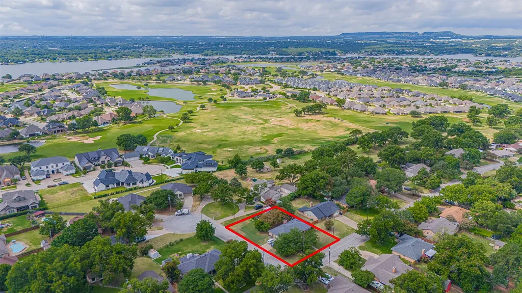 1300 4th Street Granbury TX 76048