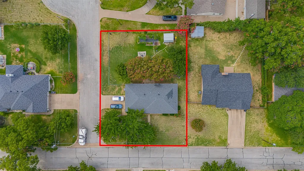 1300 4th Street Granbury TX 76048