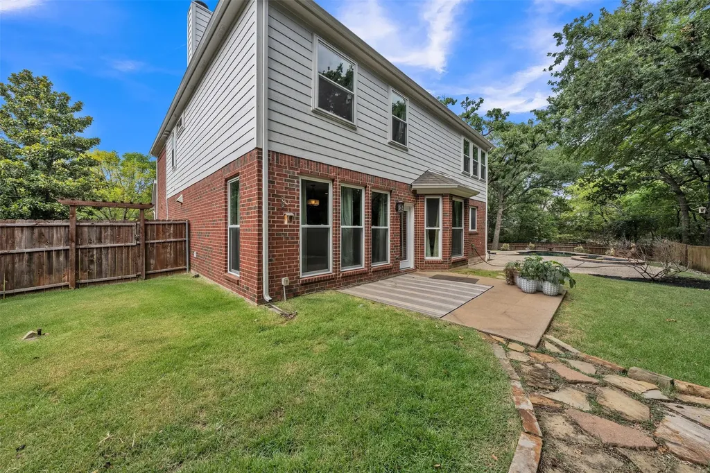 2417 Bonham Trail Grapevine TX 76051