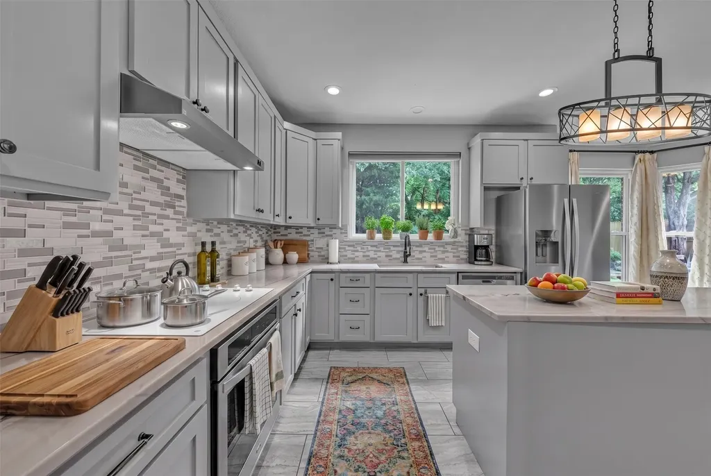 2417 Bonham Trail Grapevine TX 76051