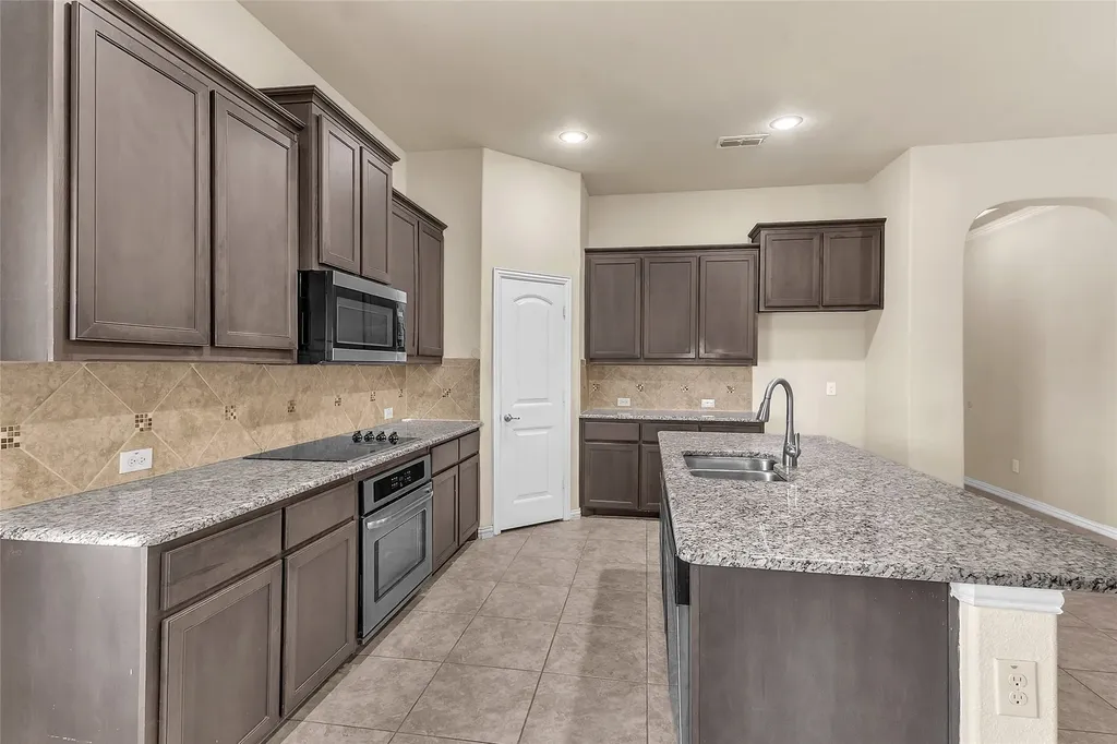 12836 Palancar Drive Fort Worth TX 76244