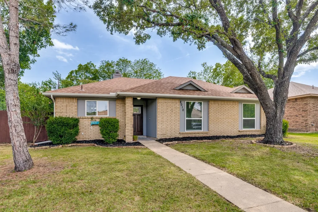 8010 Meadowlark Lane Rowlett TX 75088