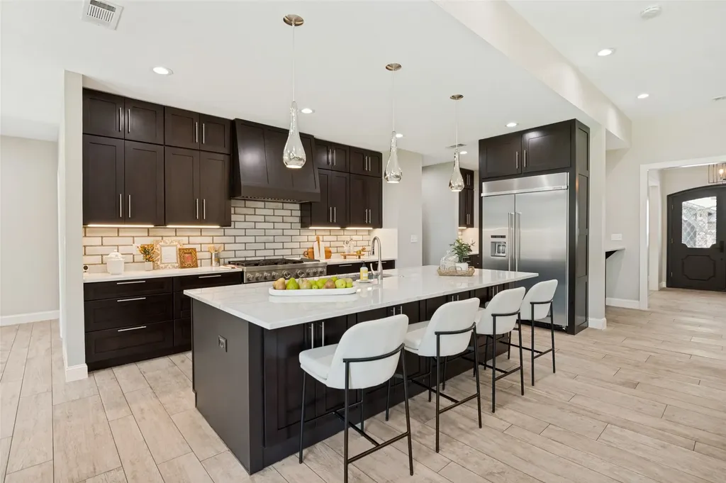 5922 Bent Trail Dallas TX 75248