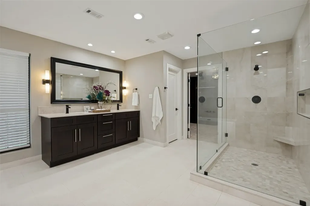 5922 Bent Trail Dallas TX 75248