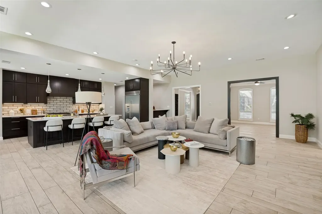 5922 Bent Trail Dallas TX 75248