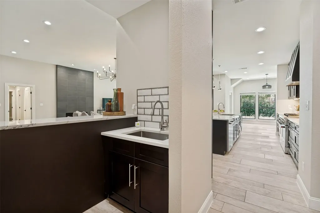 5922 Bent Trail Dallas TX 75248