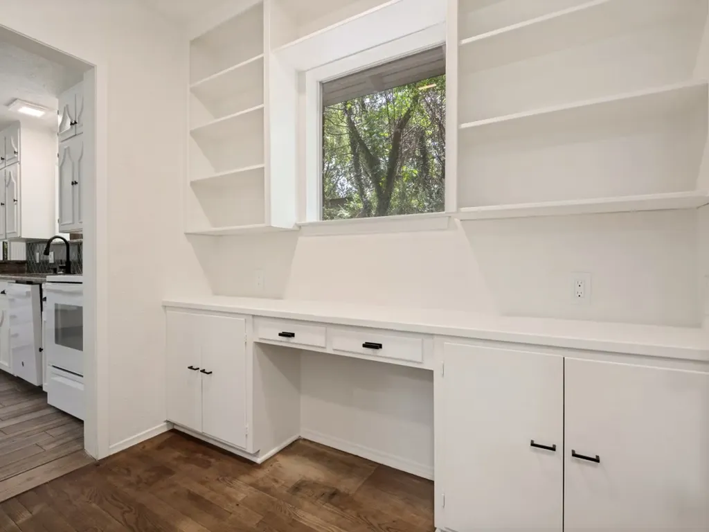 1408 N Cedar Hill Road Cedar Hill TX 75104
