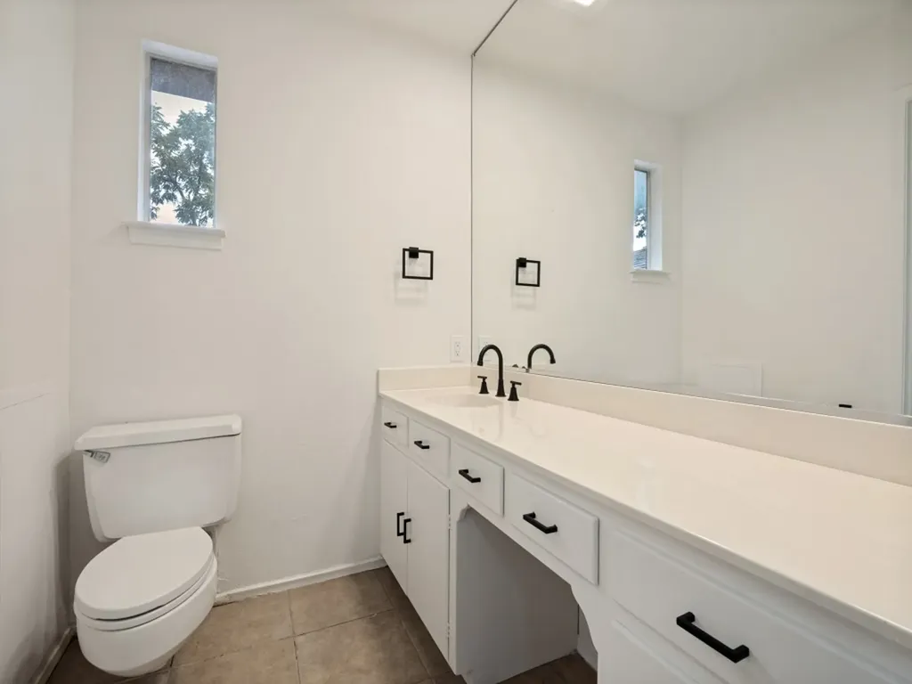 1408 N Cedar Hill Road Cedar Hill TX 75104