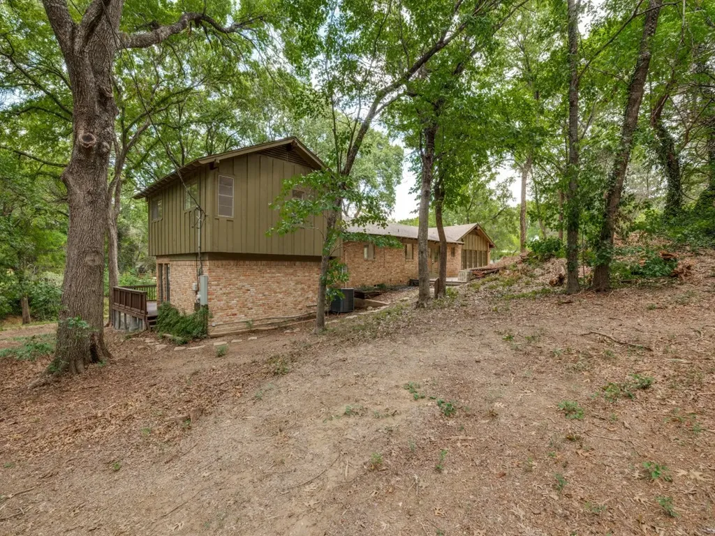 1408 N Cedar Hill Road Cedar Hill TX 75104