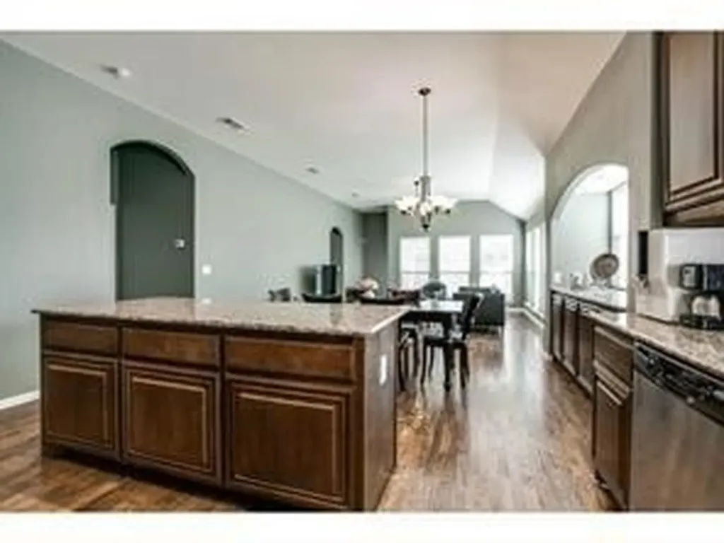 2200 Shannon Drive Mckinney TX 75072