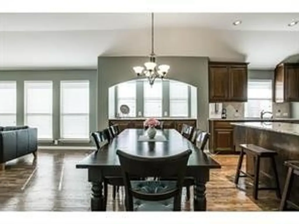 2200 Shannon Drive Mckinney TX 75072