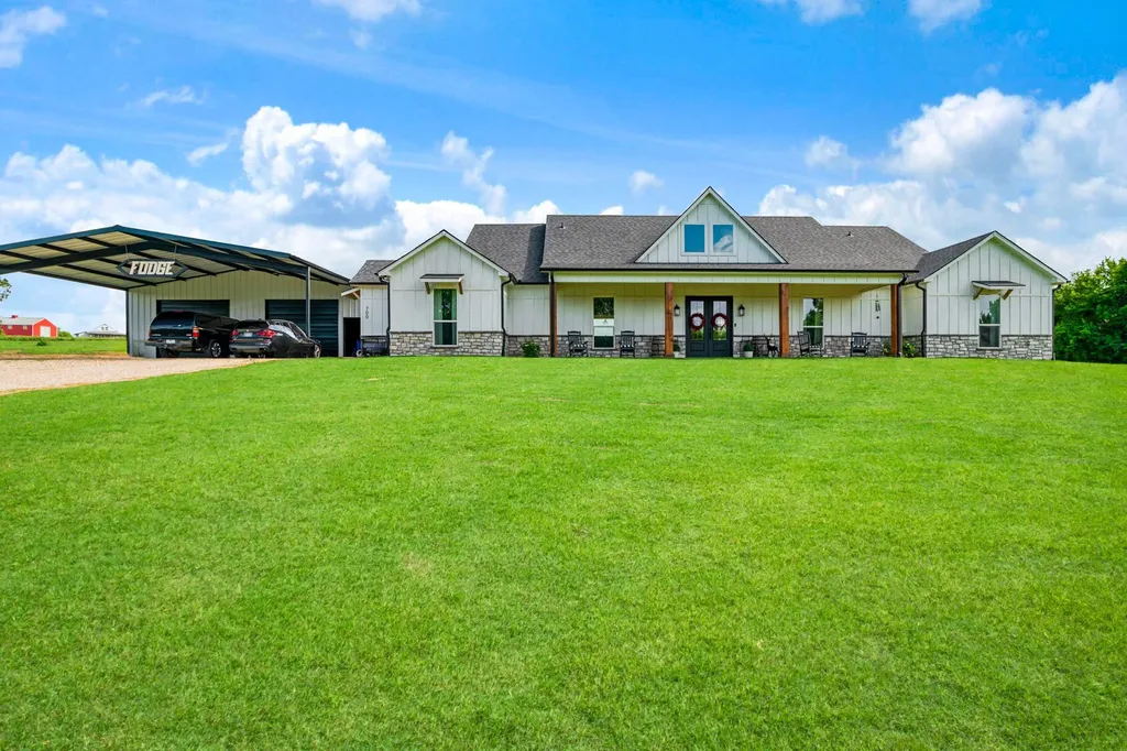700 Cr 44430 Paris TX 75460