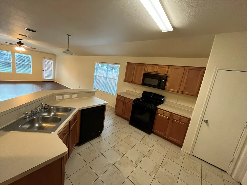 5809 Thoroughbred Court Fort Worth TX 76179