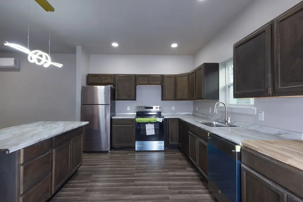 319 E Main Street Ranger TX 76470