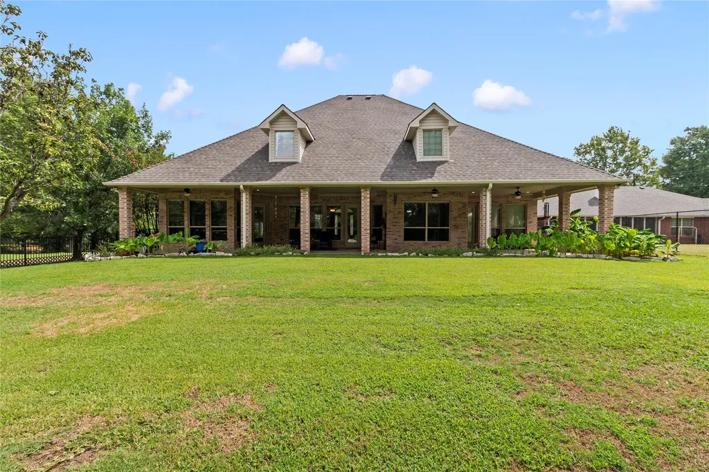 10776 Legg Drive Kemp TX 75143