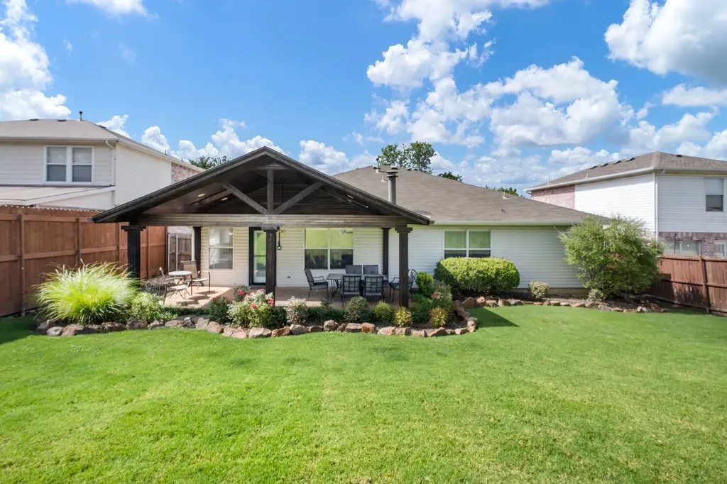 3315 Elmwood Court Sachse TX 75048