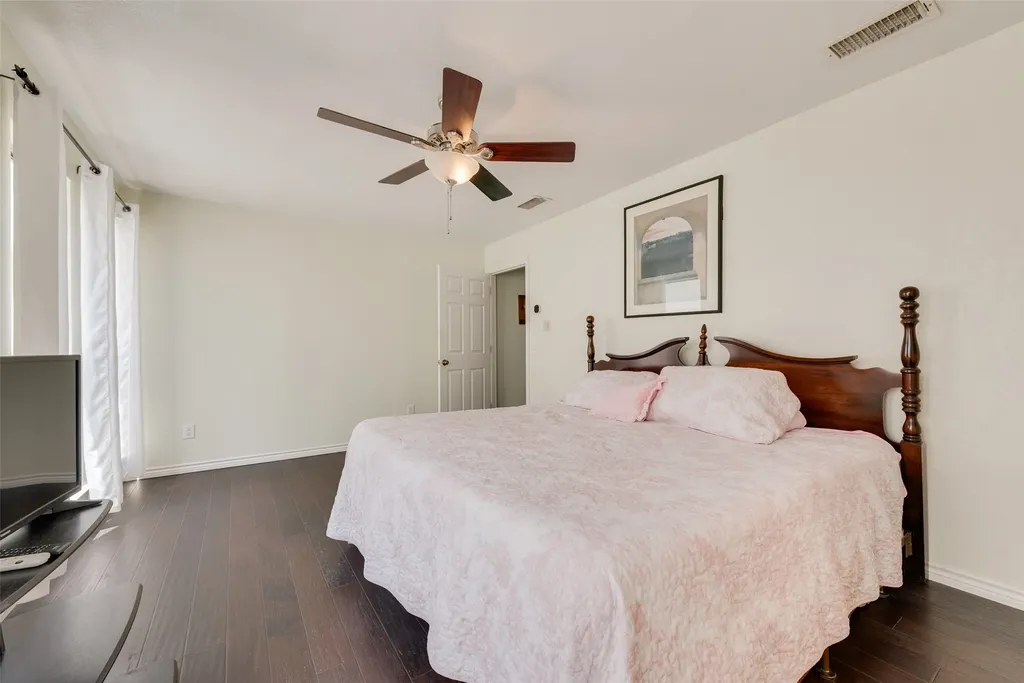 17113 Upper Bay Road Addison TX 75001